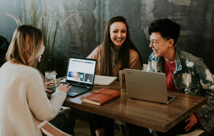 {"zh-CN":"餐厅网站建设者","en":"Restaurant Website Builder","it":"Creador de sitios web para restaurantes","fr":"Créateur de sites Web de restaurants","es":"Creatore di siti web per ristoranti"}